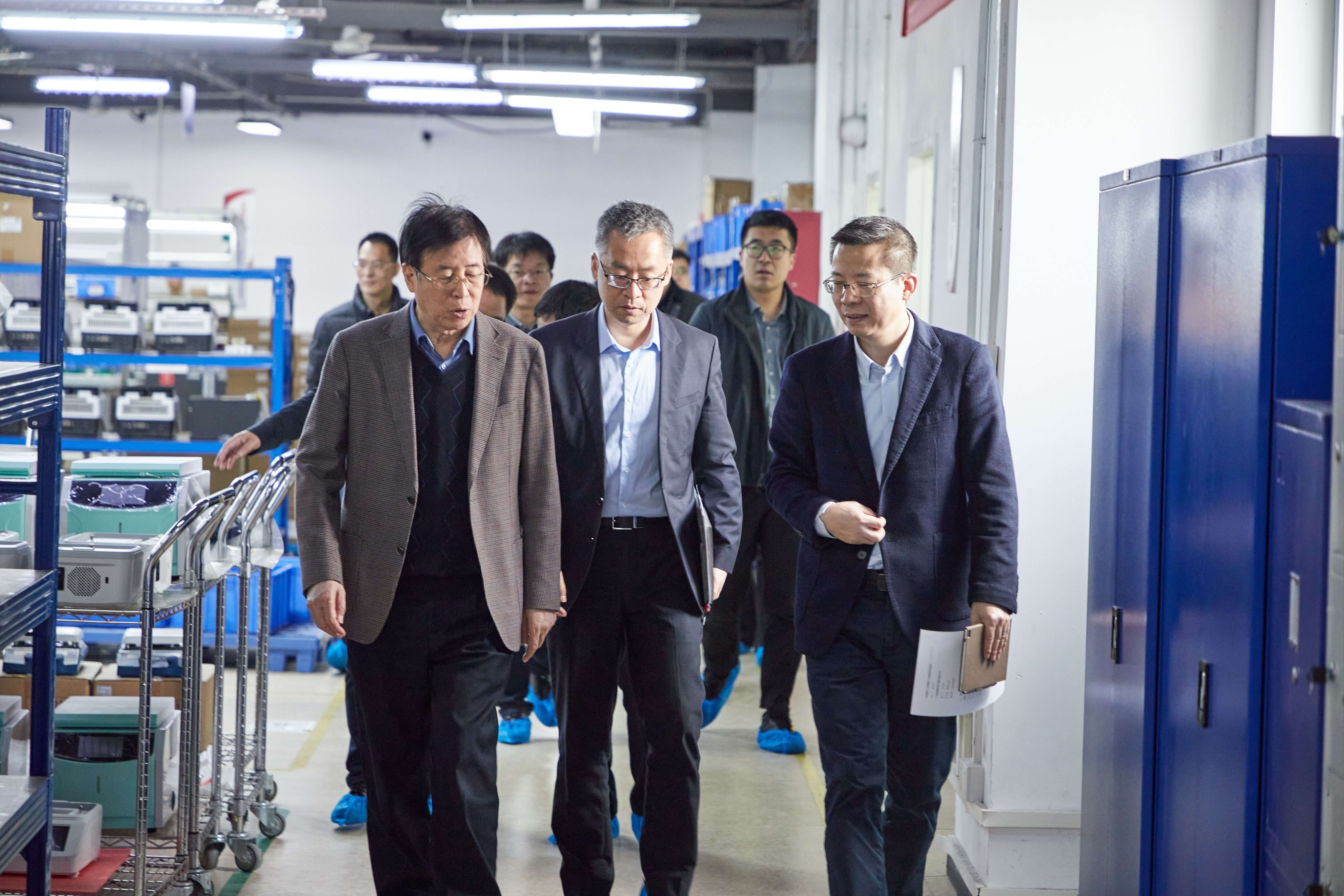 中国高等教育学会参观访问-四亿科学仪器